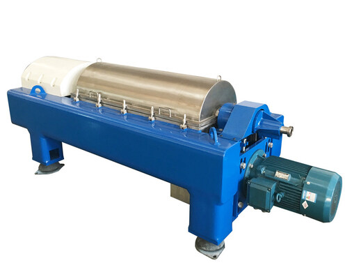 355mm 4000RPM Fish Oil Three Phase Decanter Centrifuge With Disc Separator